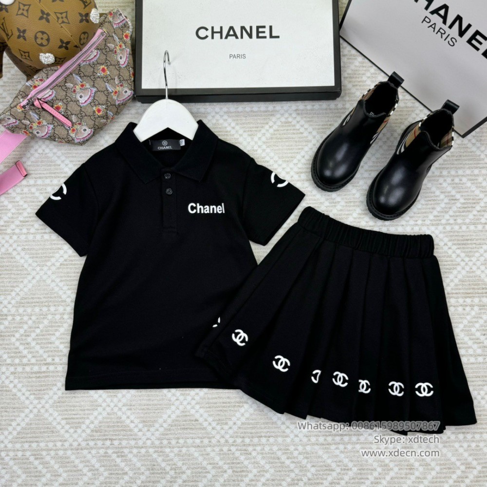 Chanel Kids Skirts···